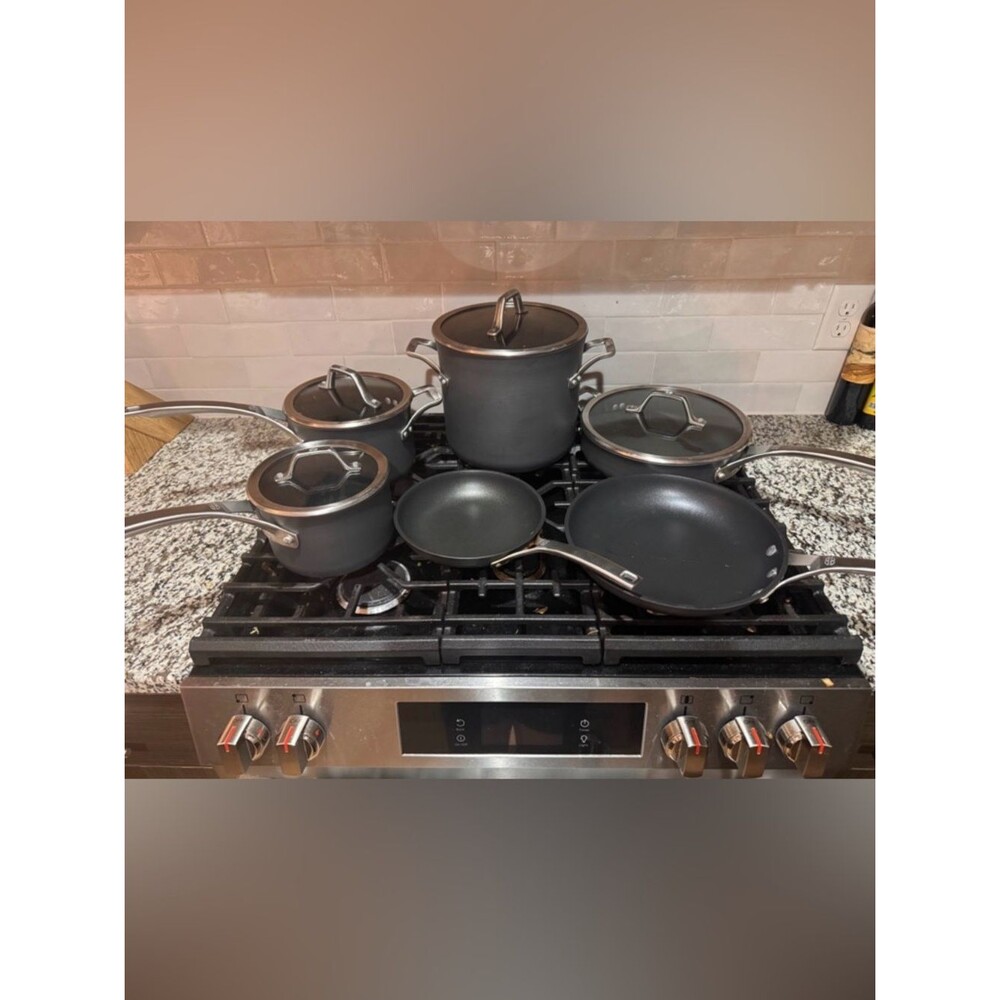 Calphalon Signature Nonstick Cookware Set - Picture 6 of 10